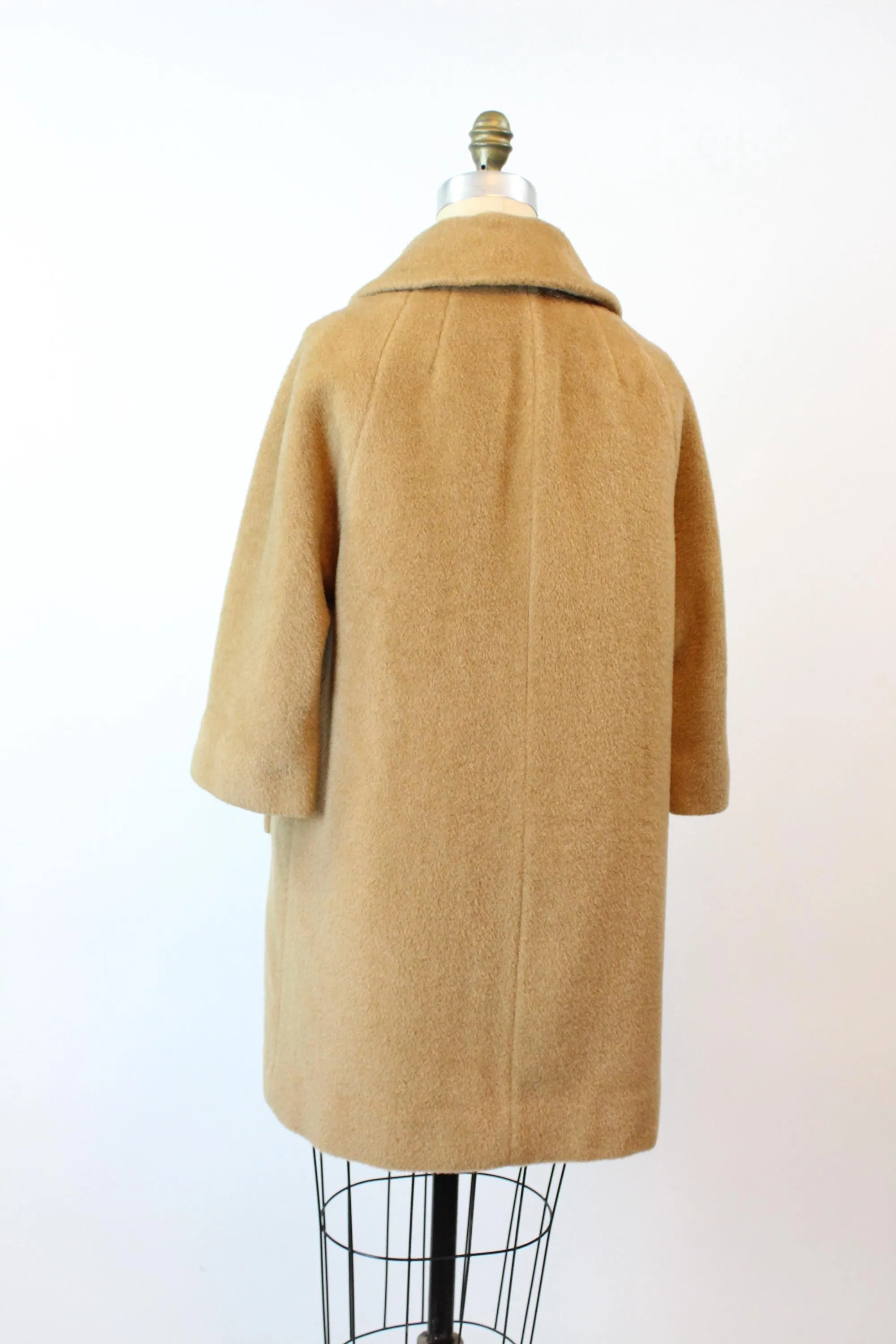 1960s LILLI ANN PETITE camel mohair coat | new fall winter