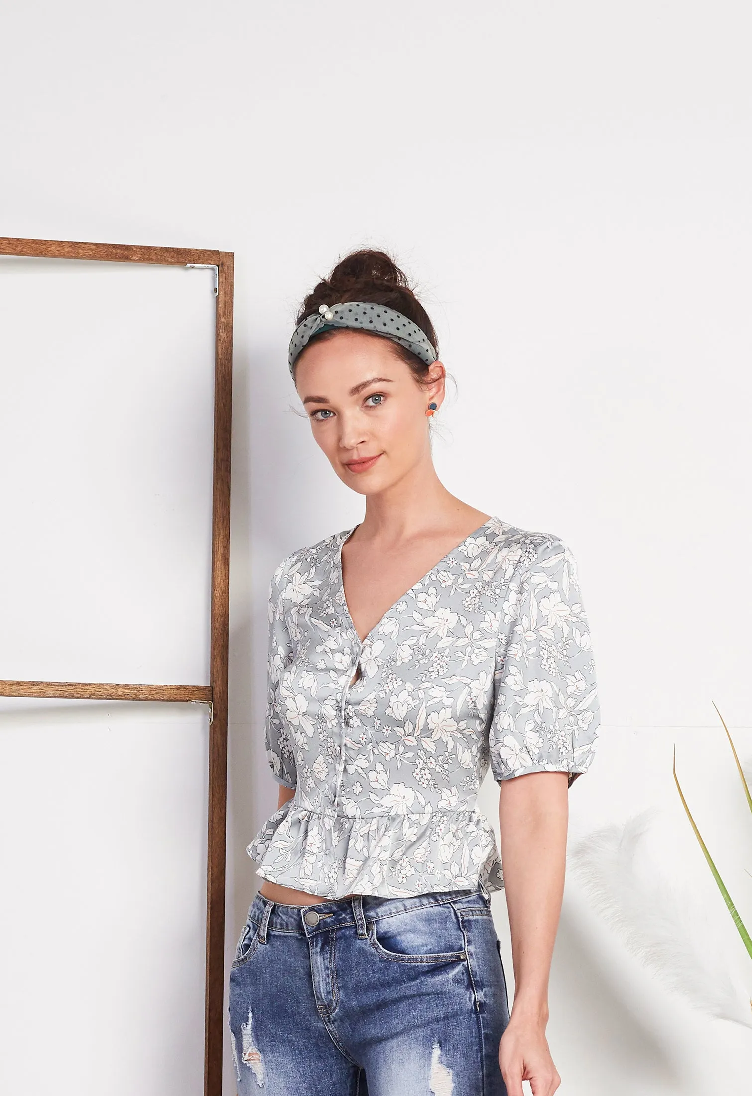 Allover Floral Puff Sleeve Top