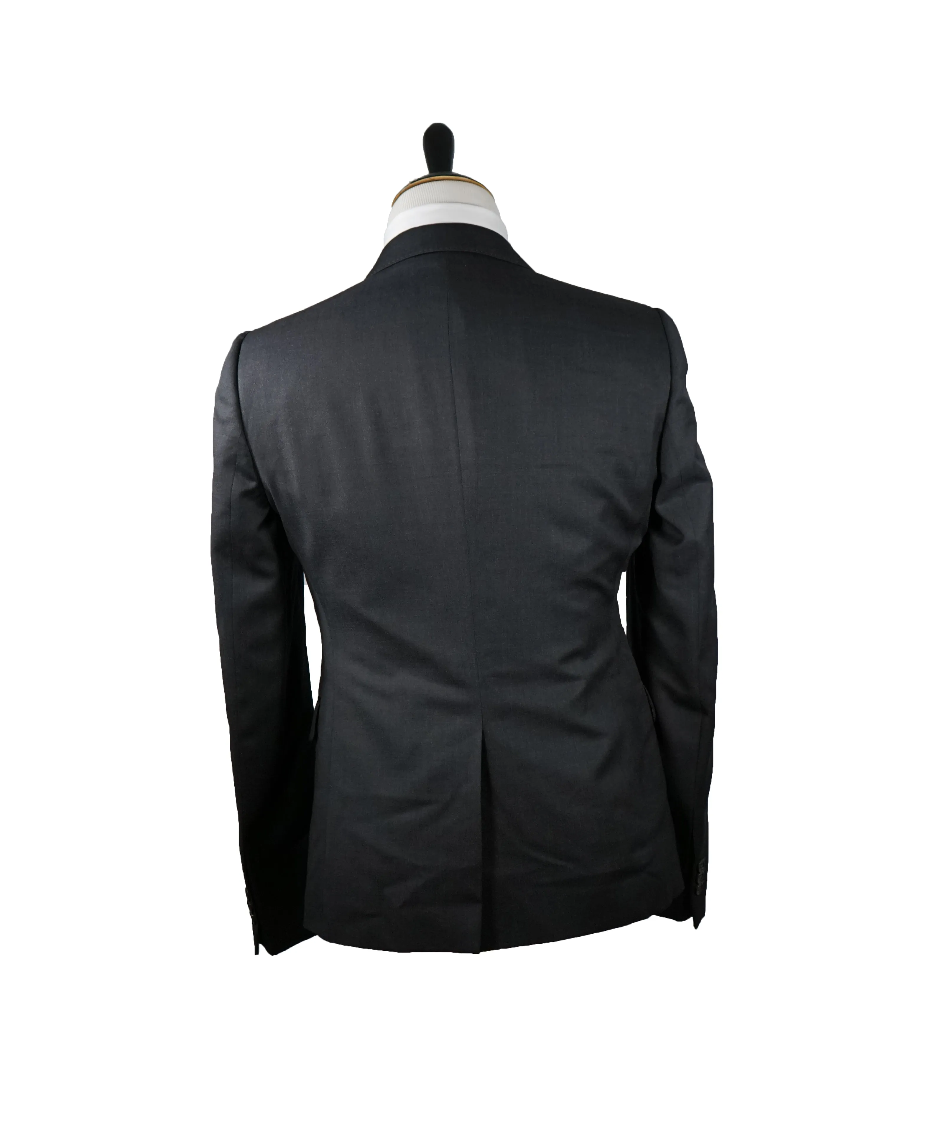 ARMANI COLLEZIONI - Peak Lapel 1-Button Slim Charcoal Suit - 40R