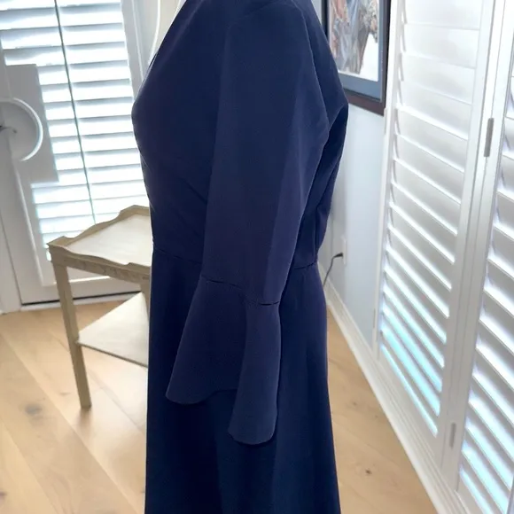 Banana Republic Navy 3/4 Flutter sleeve fit &amp; flare dress size 8