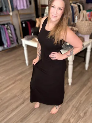 Black Scoop Neck Maxi Dress