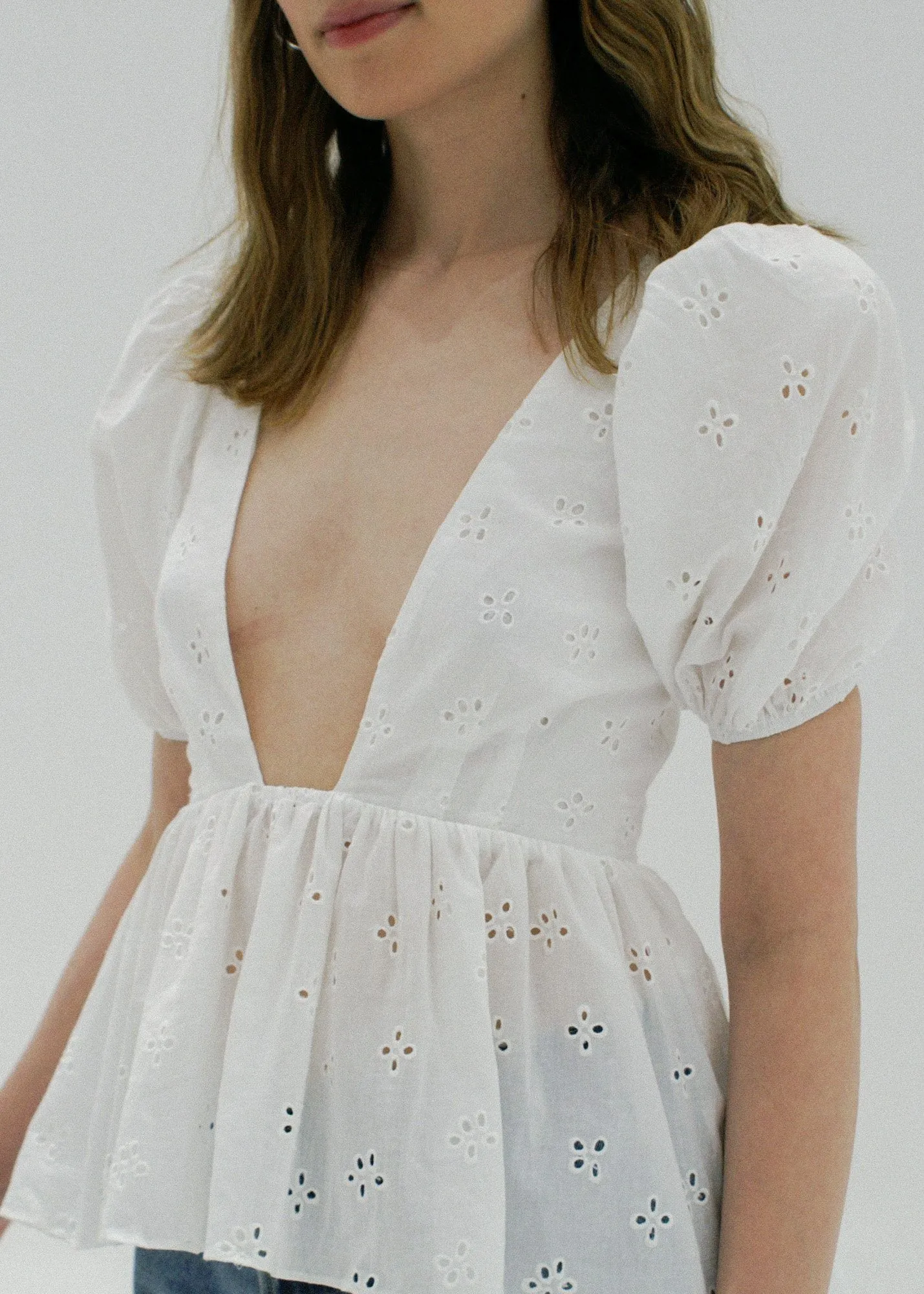 Eir Top | Milk Eyelet