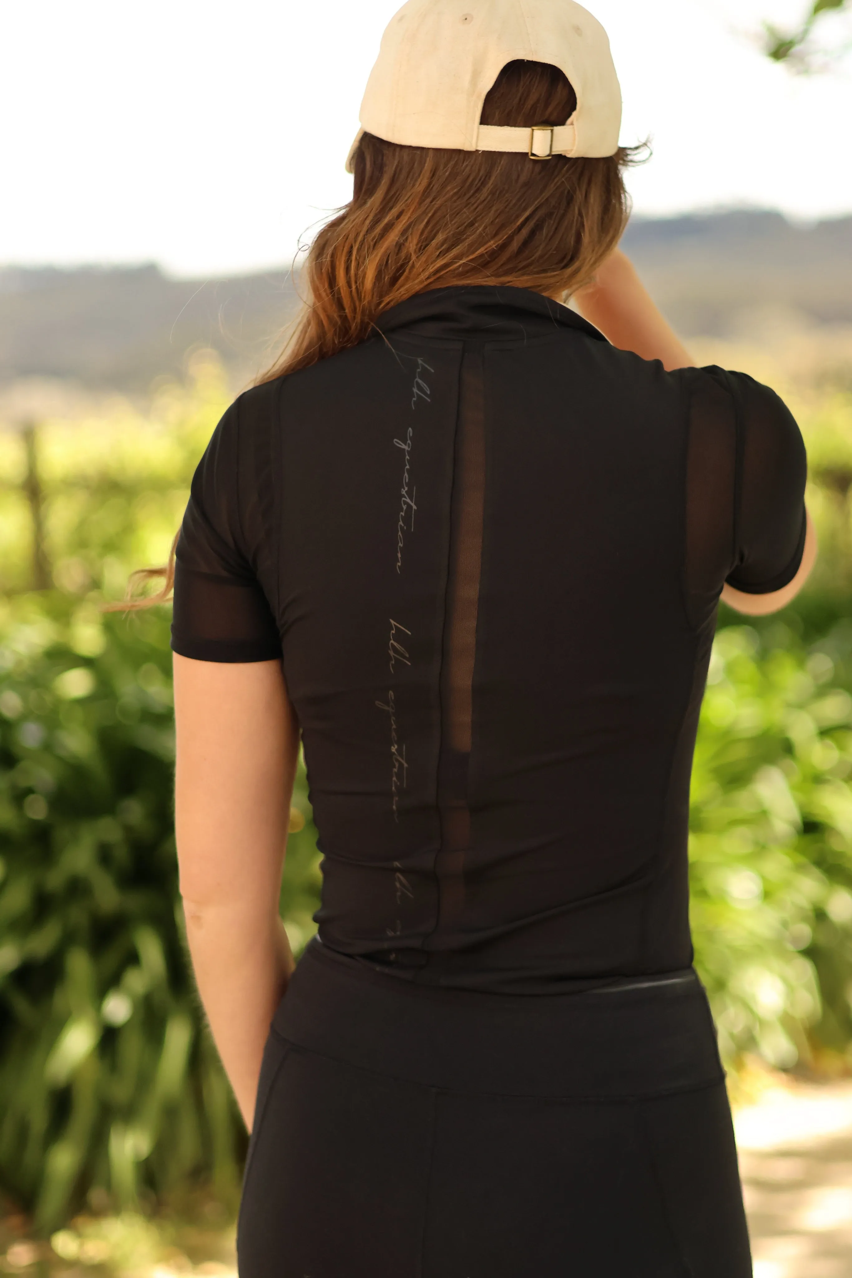 Mesh short sleeve base layer in Black