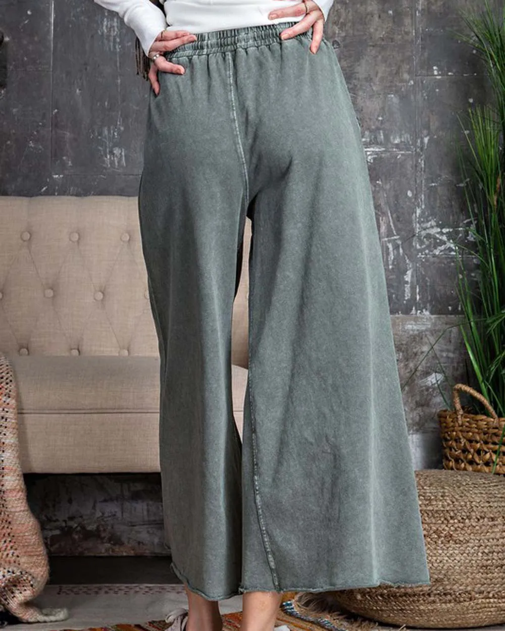 Mineral Wide Leg Pants in Stone