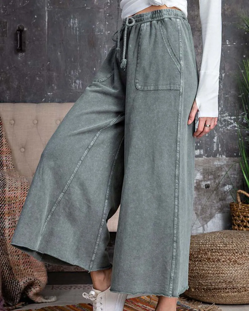 Mineral Wide Leg Pants in Stone