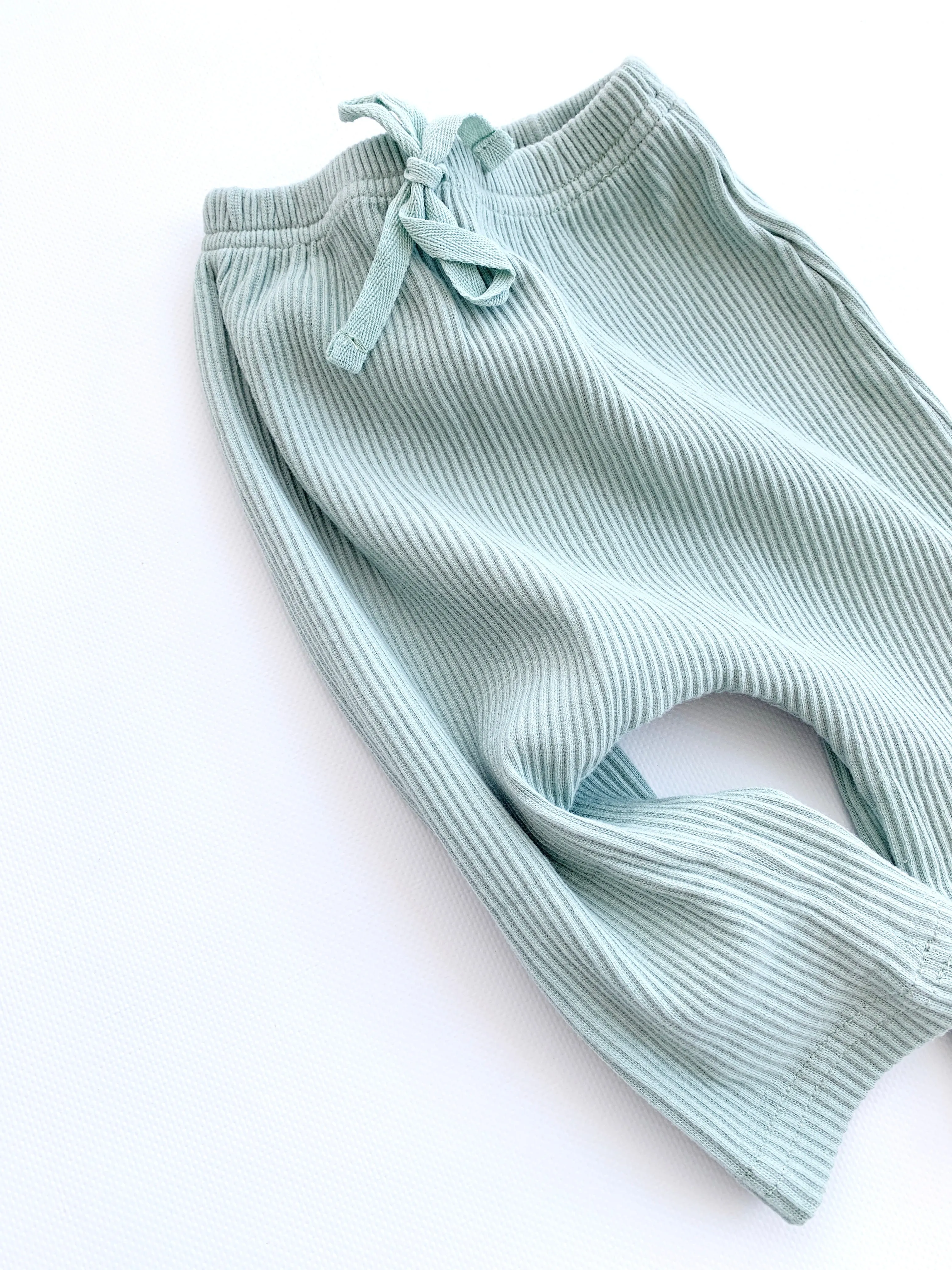 minty pants