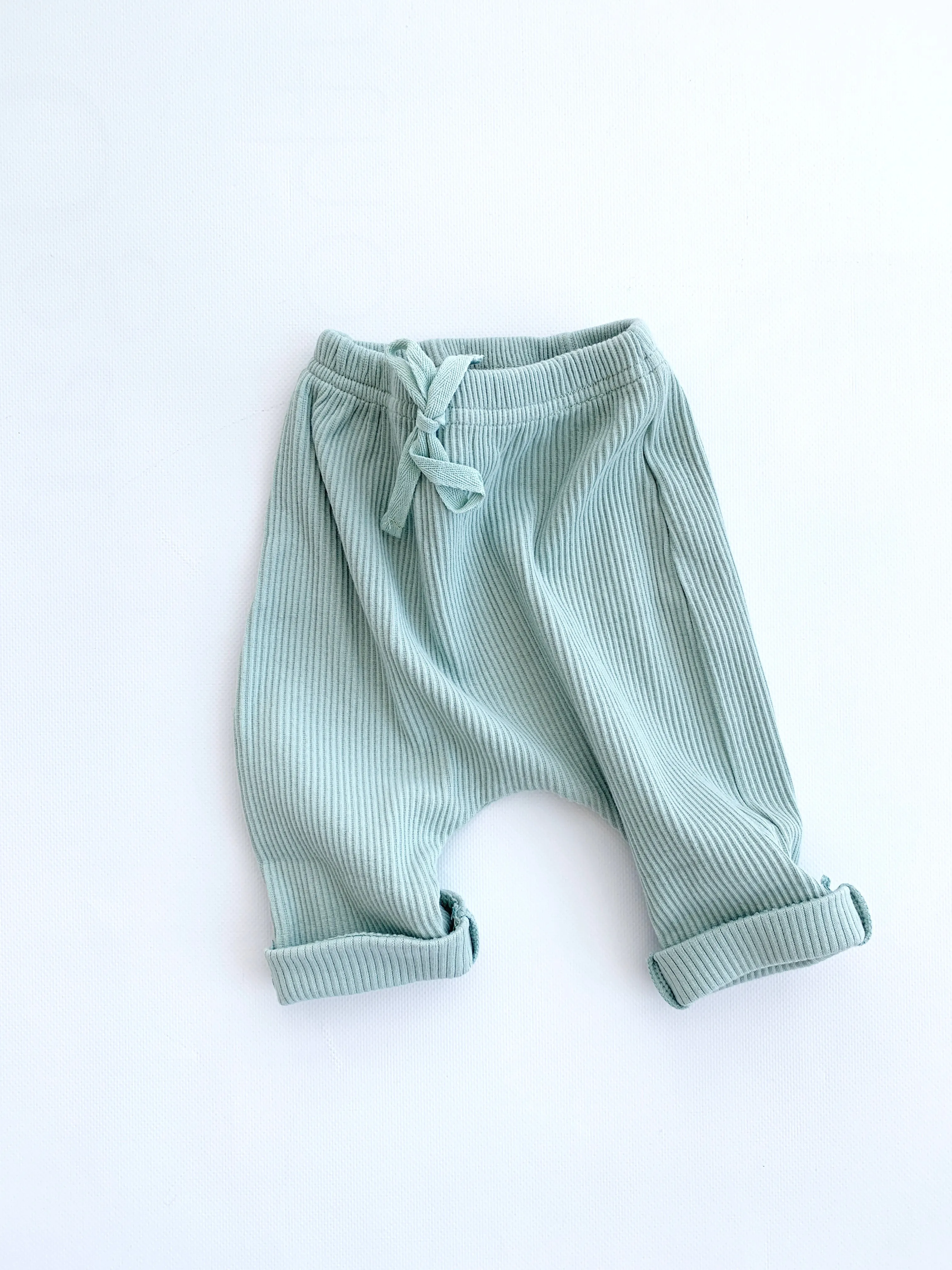 minty pants