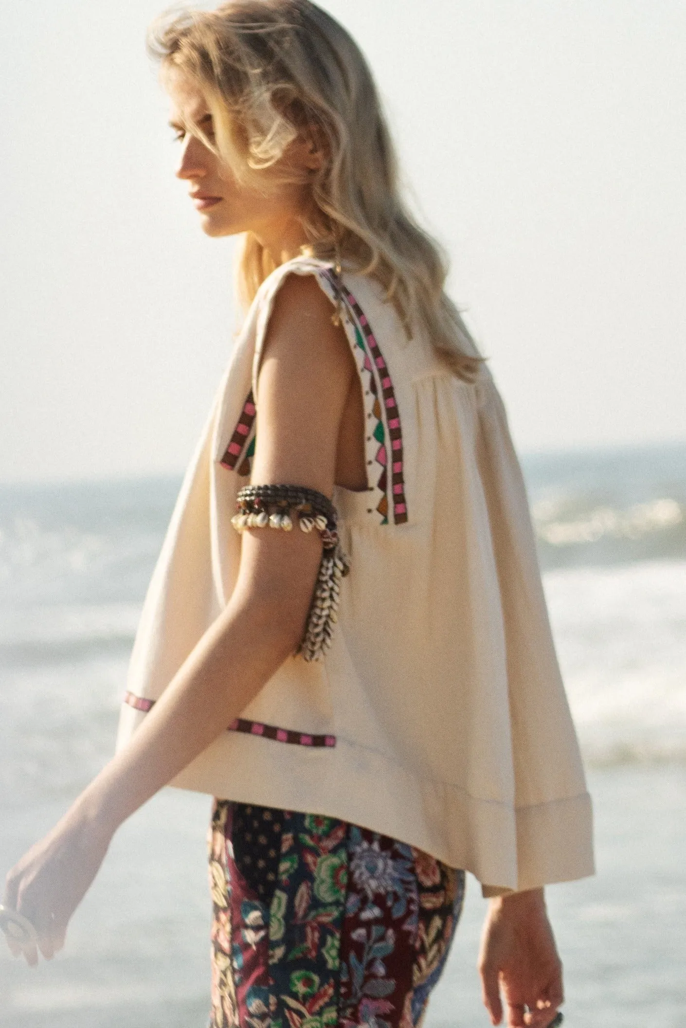Nehru Sand Dollar Top