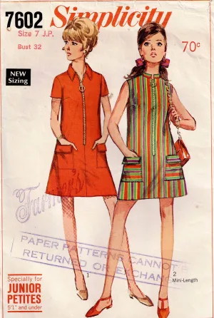 Simplicity 5042 Junior Petite Mini Zip Front Shift Dress with 2 Collars 1960s Vintage Sewing Pattern Size 7 JP Bust 32 inches