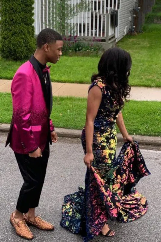 Sparkly Sequin Mermaid V-Neck Court Train Prom Dresses