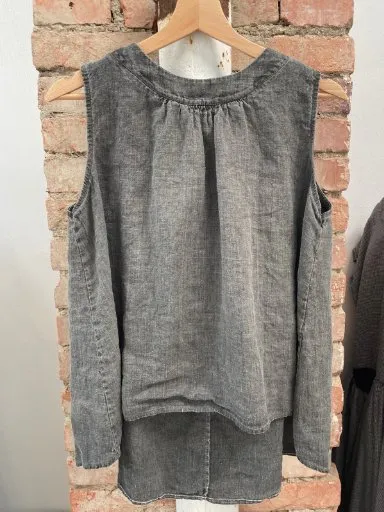 Stonewashed Linen Round Neck Hi-Lo Top