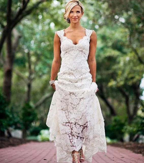 The Sales Rack-Stunning Lace Backless Bridal Dress Figure Forming Style