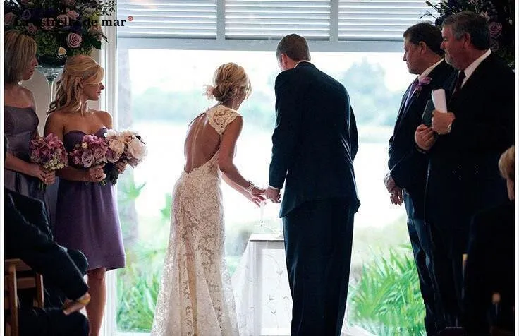 The Sales Rack-Stunning Lace Backless Bridal Dress Figure Forming Style