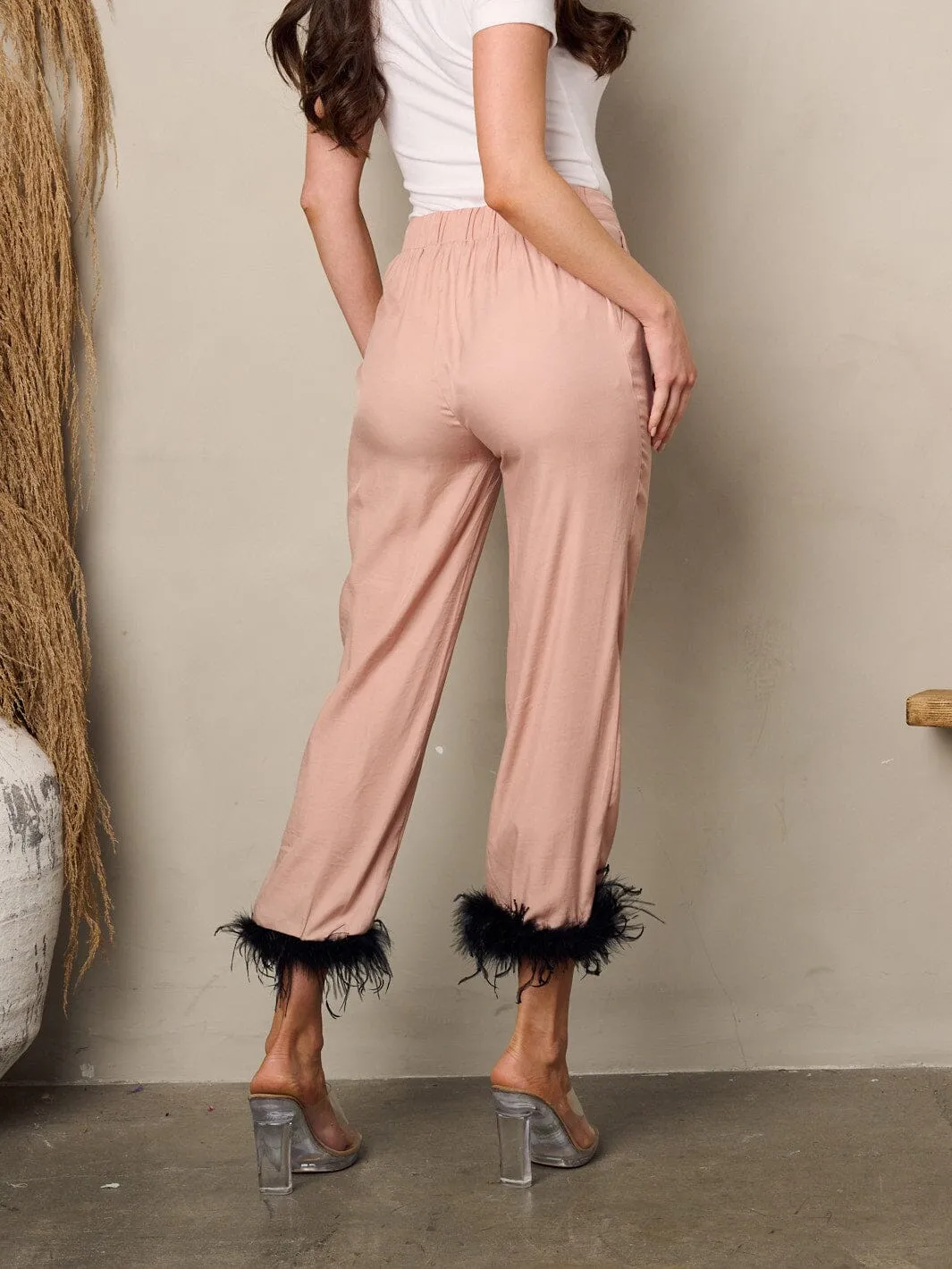 WOMEN'S ELASTIC WAIST POCKETS FEATHER LEG CROP PANTS
